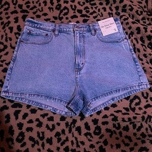 Abercrombie mom shorts